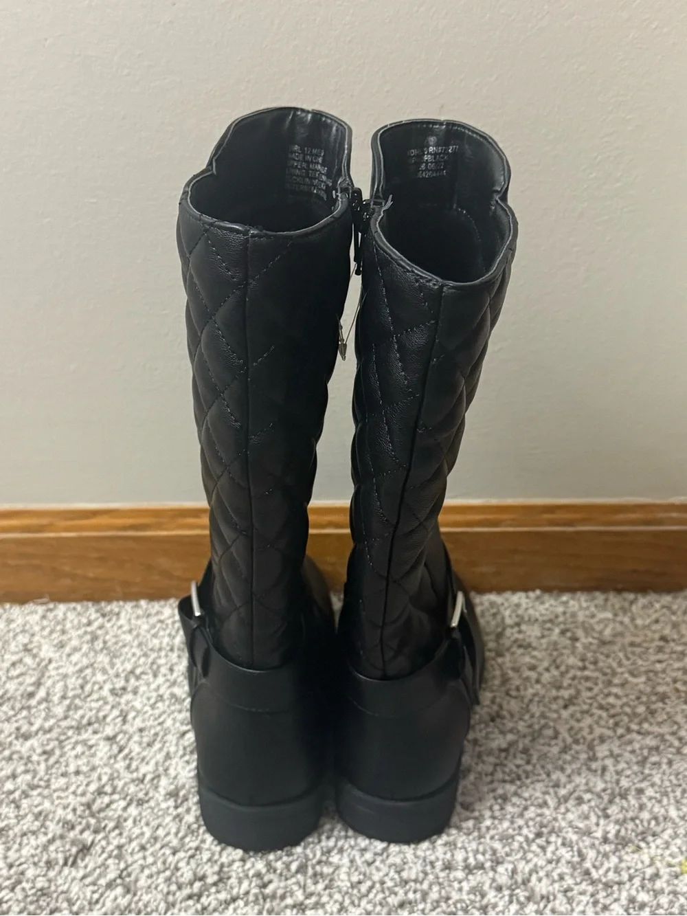 Girls SO Black Quilted Knee-High Heeled Boots Like New Size 12